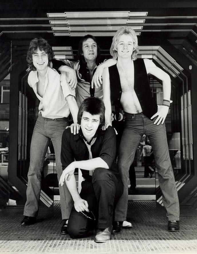NICKO EN BLAZER BLAZER 1977﻿
