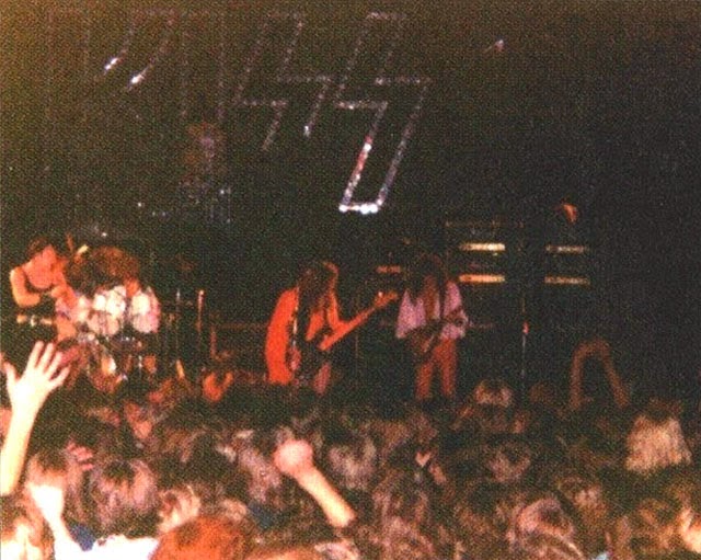 maiden supporting kiss1980