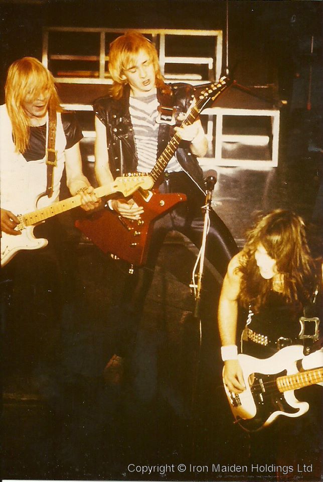 Rainbow Theatre, de Londres, Inglaterra, Bruce debuta en vivo con Iron Maiden en Inglaterra